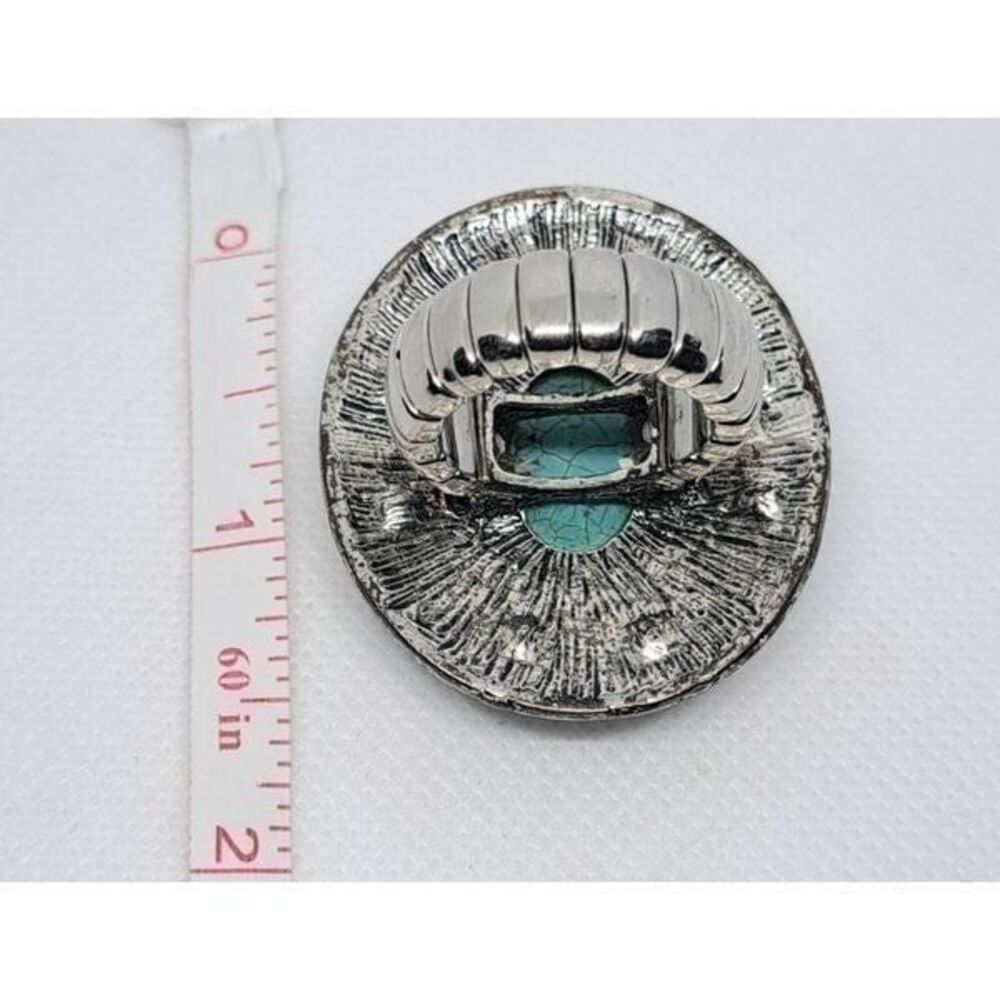 Ring - Picture 2 of 3